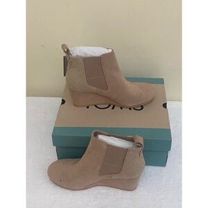 Women's TOMS Beige Suede Wedge Ankle Boots Size 7.5‎